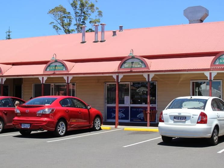 Click to view all images 7/87 West Street Newtown QLD 4350 - Image 1