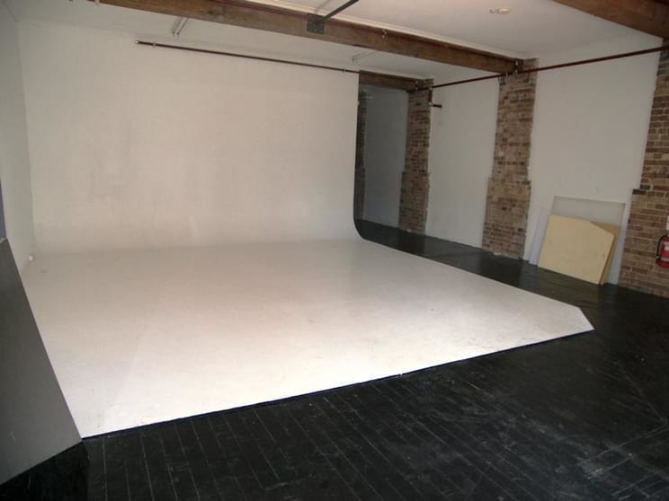 Click to view all images 25 Wellington Street Chippendale NSW 2008 - Image 2