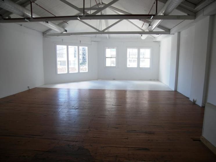 Click to view all images 25 Wellington Street Chippendale NSW 2008 - Image 3