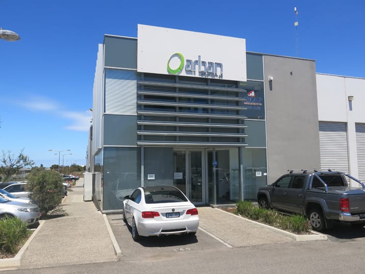 Click to view all images Ground Flr/22 - 30 Wallace Ave Point Cook VIC 3030 - Image 2