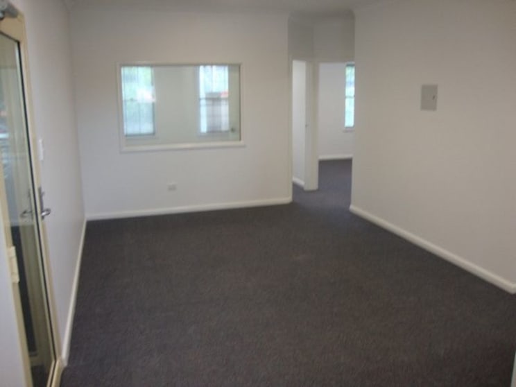 Click to view all images 1/120 Wyong Road Killarney Vale NSW 2261 - Image 3