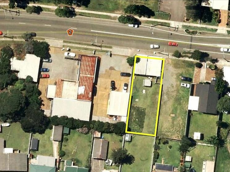 Click to view all images 199 - 199A Main Road Toukley NSW 2263 - Image 2