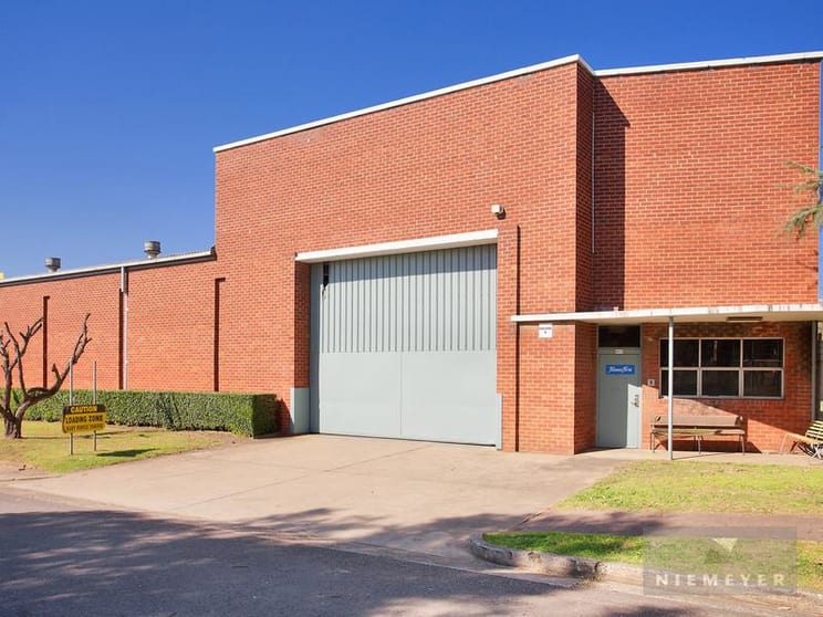 Click to view all images 22 Powers Road Seven Hills NSW 2147 - Image 1