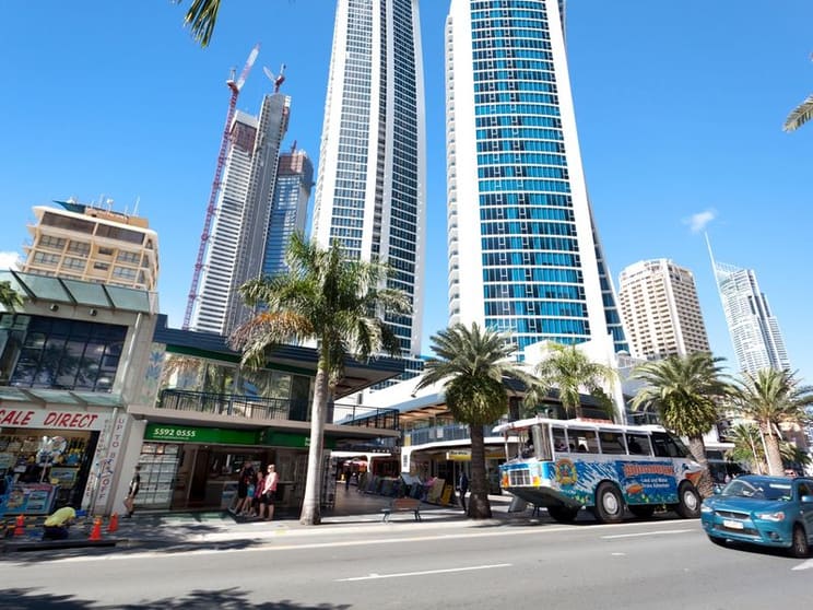 Click to view all images 27/3131 Surfers Paradise Bvd Surfers Paradise QLD 4217 - Image 3