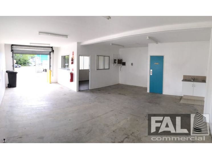 Click to view all images Coopers Plains QLD 4108 - Image 2