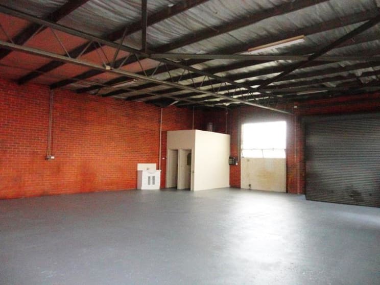 Click to view all images 20 Mologa Road Heidelberg West VIC 3081 - Image 3