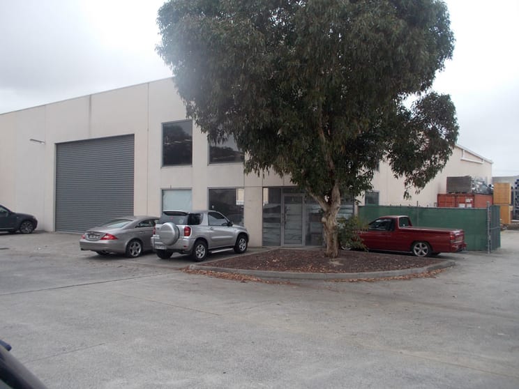 Click to view all images Unit 8/144-150 Canterbury Road Kilsyth VIC 3137 - Image 1