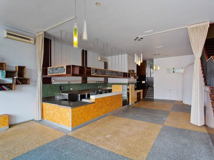 Click to view all images 364-366 Victoria Street North Melbourne VIC 3051 - Image 3