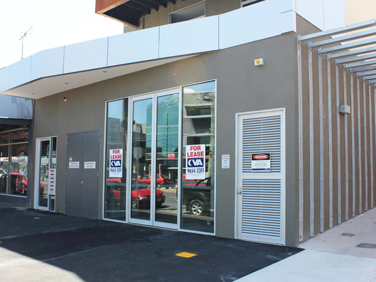 Click to view all images 206 Buckley Street Essendon VIC 3040 - Image 3