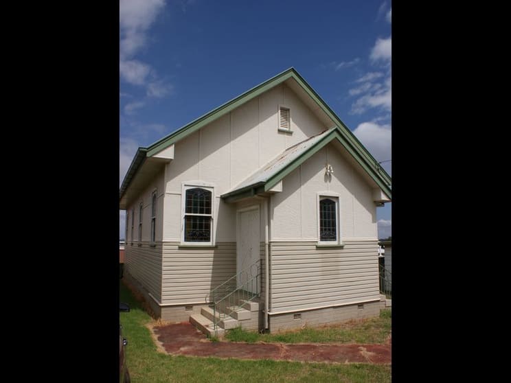 Click to view all images 114 North Street North Toowoomba QLD 4350 - Image 1