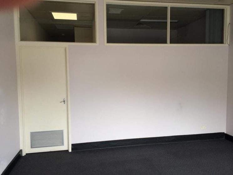 Click to view all images 2/134 Pascoe Vale Road Moonee Ponds VIC 3039 - Image 2