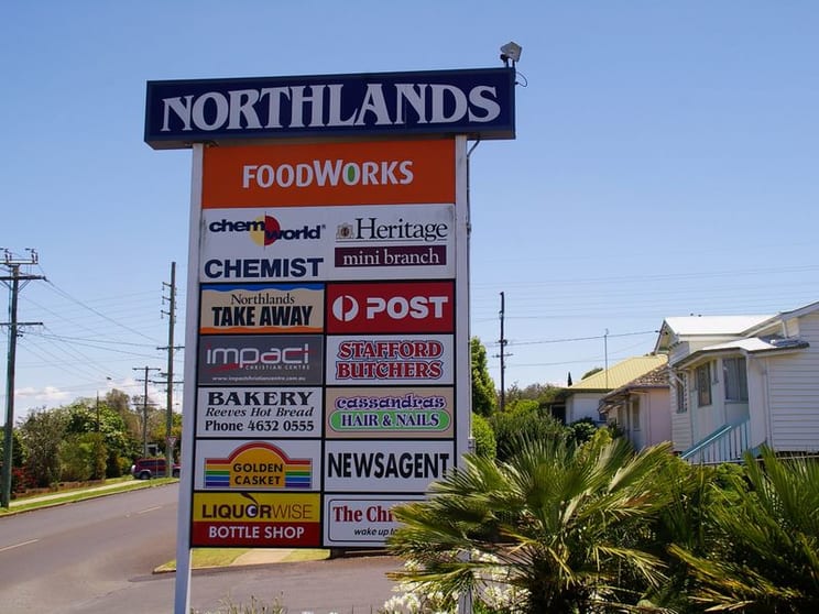 Click to view all images 8 Hume Street North Toowoomba QLD 4350 - Image 2