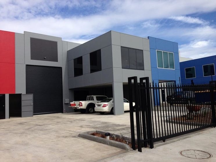 Click to view all images 17A Yellowbox Drive Craigieburn VIC 3064 - Image 2