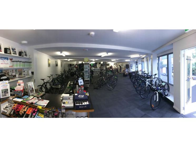 Click to view all images 68 Commercial Road Newstead QLD 4006 - Image 3