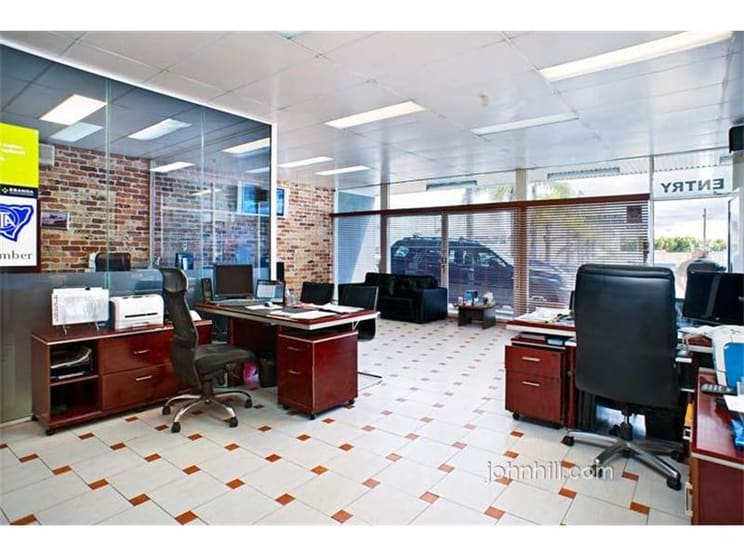 Click to view all images 32 Parramatta Road Croydon NSW 2132 - Image 3