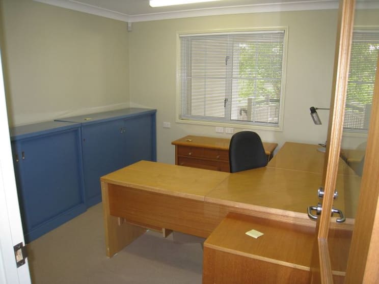 Click to view all images 1 2 & 3/68 - 70 West Street Toowoomba QLD 4350 - Image 1
