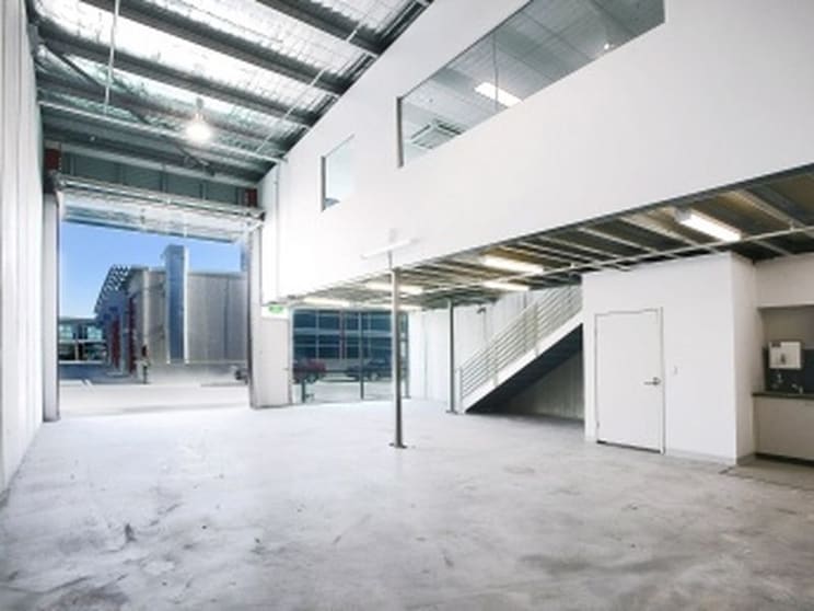 Click to view all images 27/110 Bourke Road Alexandria NSW 2015 - Image 3