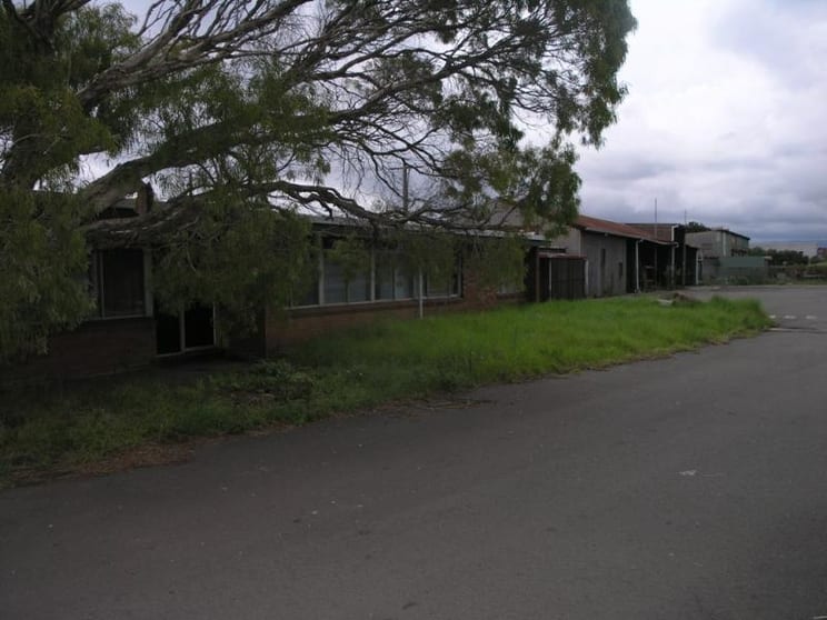 Click to view all images 164 Shellharbour Rd Port Kembla NSW 2505 - Image 2