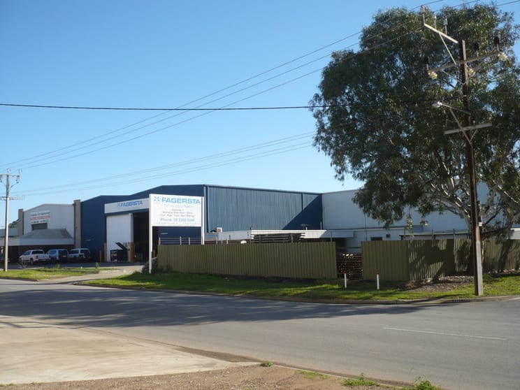Click to view all images 103-107 South Terrace Wingfield SA 5013 - Image 2