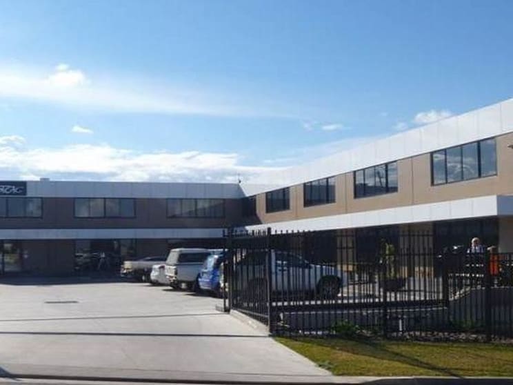 Click to view all images 5/1 Sailfind Place Somersby NSW 2250 - Image 3