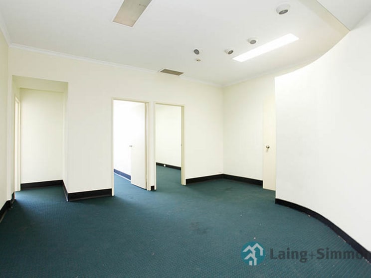 Click to view all images 106/29 Grose Street Parramatta NSW 2150 - Image 3