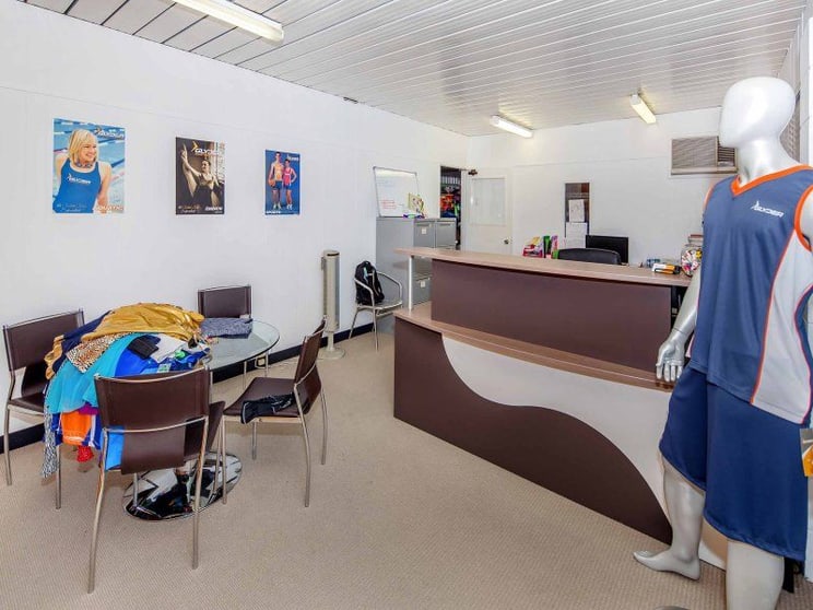 Click to view all images 1/73 Manilla Street East Brisbane QLD 4169 - Image 2