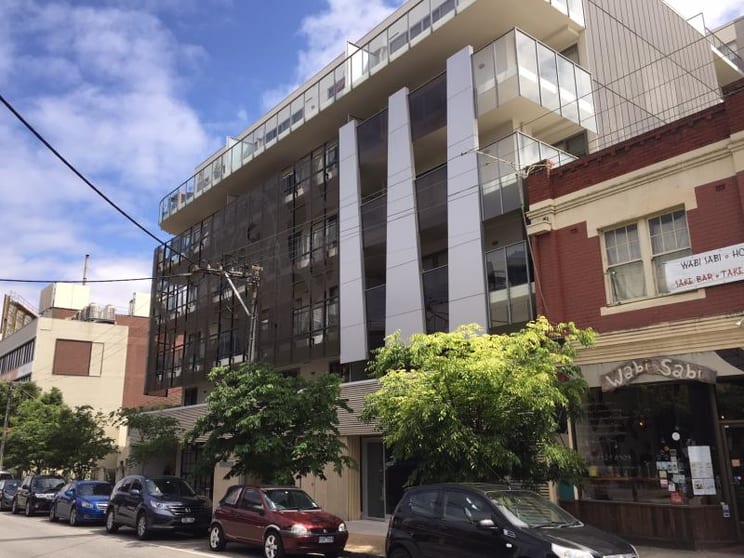 Click to view all images 15 Wellington Street Windsor VIC 3181 - Image 2