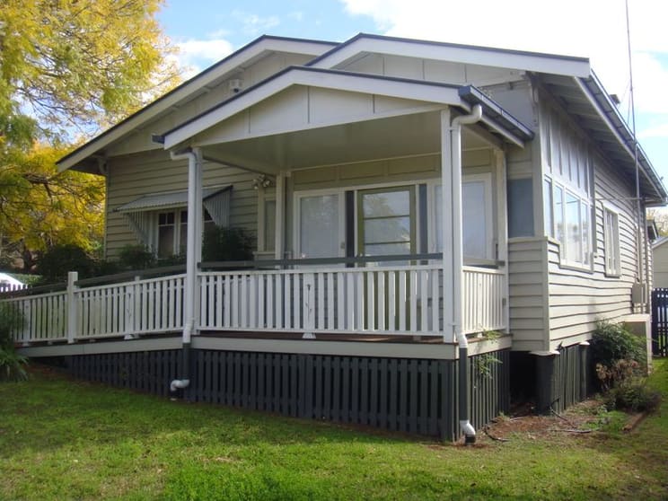 Click to view all images 327 Margaret Street Toowoomba City QLD 4350 - Image 1