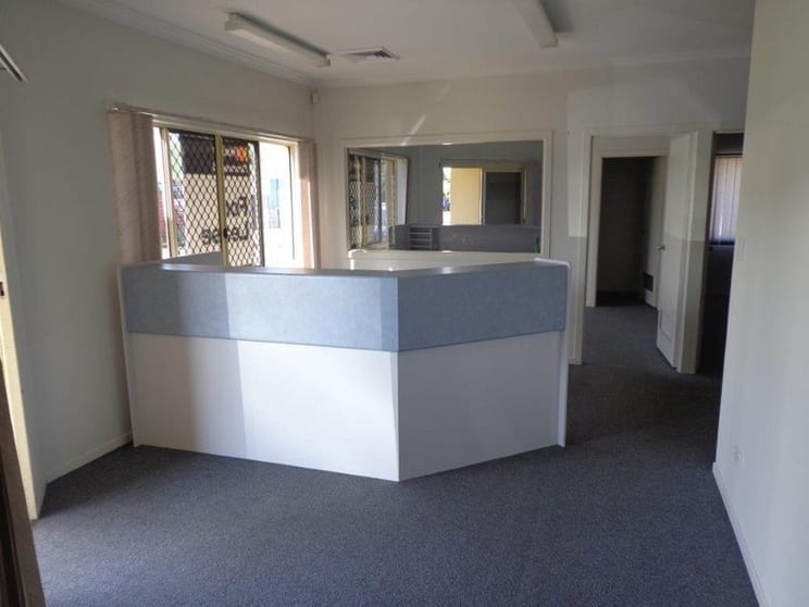 Click to view all images 16 Central Avenue Andergrove QLD 4740 - Image 2