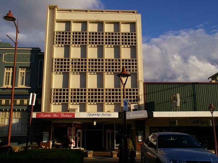 Click to view all images 1/158 Margaret Street Toowoomba City QLD 4350 - Image 2