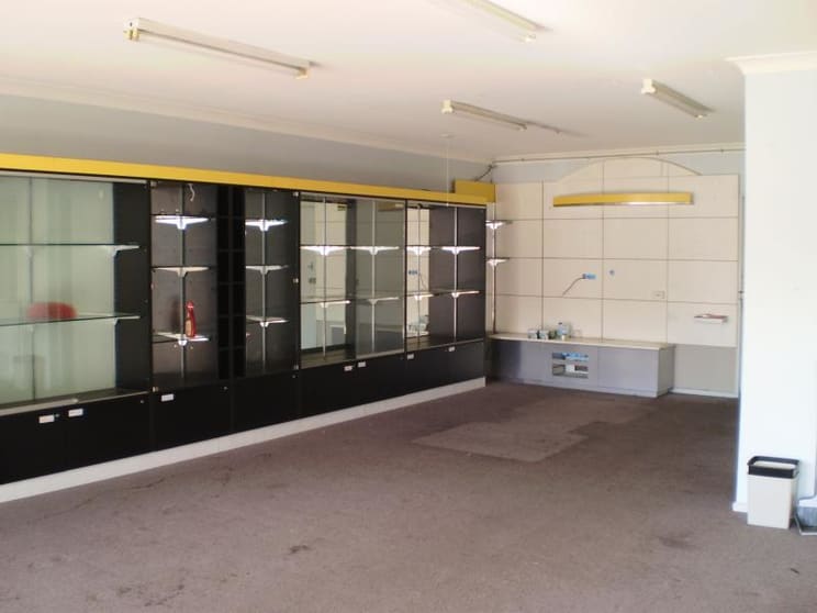 Click to view all images 2-10 Springvale Road Springvale VIC 3171 - Image 3