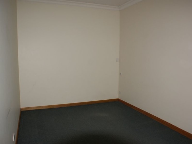 Click to view all images 1/13 Bowen Street Toowoomba City QLD 4350 - Image 3