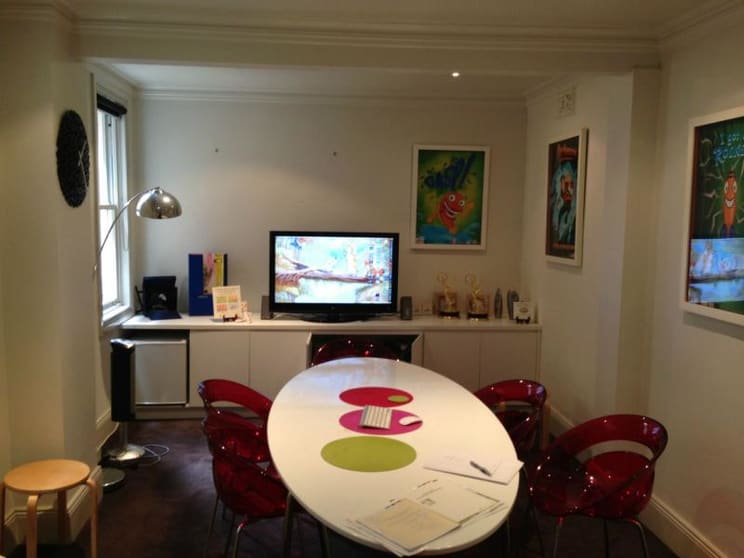Click to view all images 130 Crown Street Darlinghurst NSW 2010 - Image 2