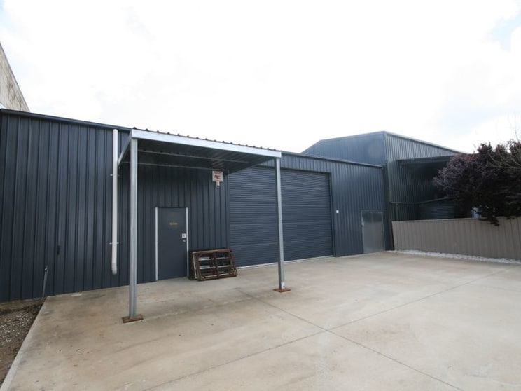 Click to view all images 111 Grange Road Allenby Gardens SA 5009 - Image 3