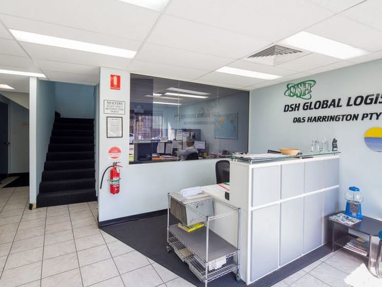 Click to view all images 1/13-15 Burrows Road South St Peters NSW 2044 - Image 3