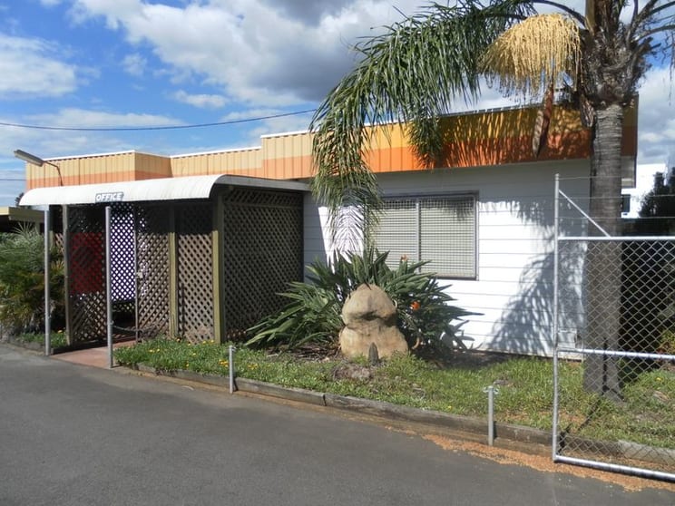 Click to view all images 1/45 Stephen Street South Toowoomba QLD 4350 - Image 3