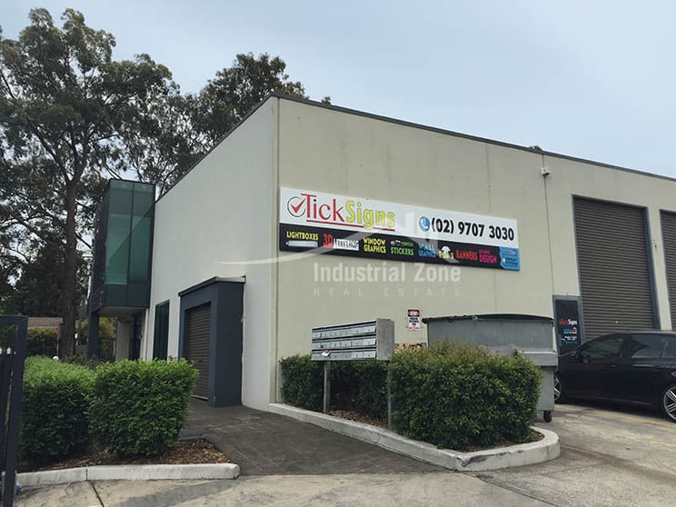 Click to view all images 1/426 Marion Street Condell Park NSW 2200 - Image 2