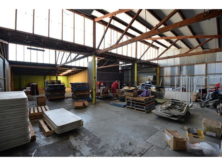 Click to view all images Unit 5, 58 Carlisle Street Camden Park SA 5038 - Image 2