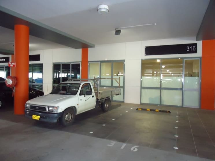 Click to view all images 3.16/14-16 Lexington Drive Bella Vista NSW 2153 - Image 3