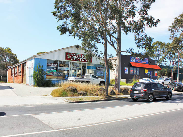 Click to view all images 17 Bridge Street Eltham VIC 3095 - Image 1