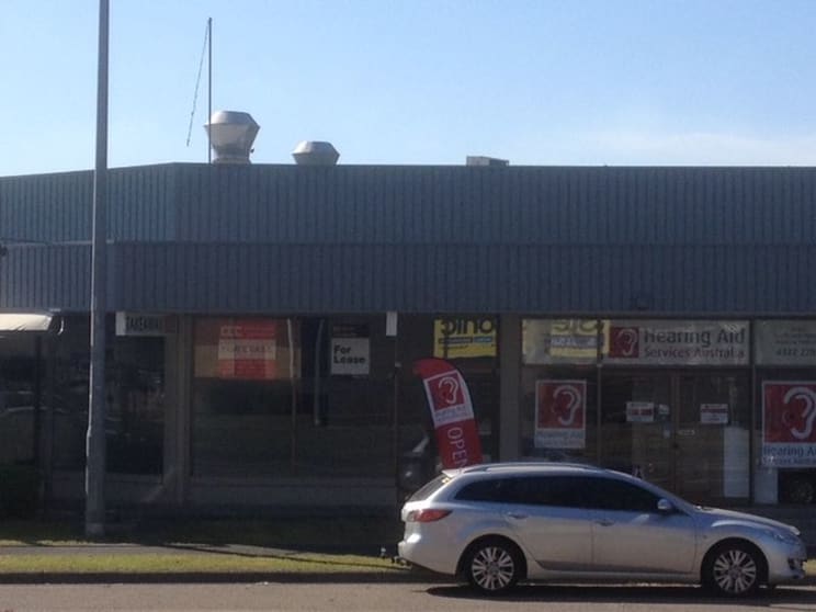 Click to view all images Shop 2/UNIT 3/470 Pacific Highway Wyoming NSW 2250 - Image 2