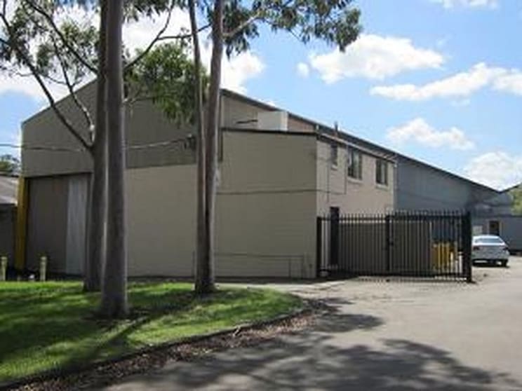 Click to view all images Girraween NSW 2145 - Image 1