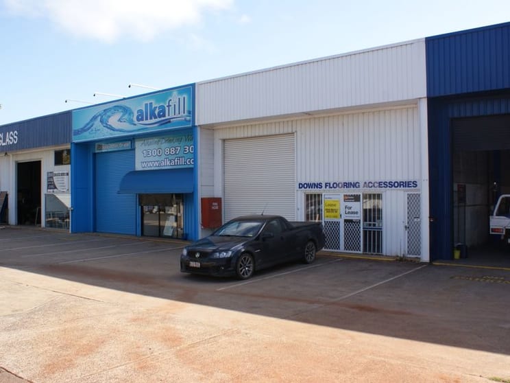 Click to view all images 5/56 Mort Street North Toowoomba QLD 4350 - Image 1