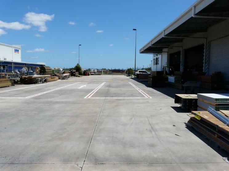 Click to view all images 1 TO 3 Crichtons Road Paget QLD 4740 - Image 3