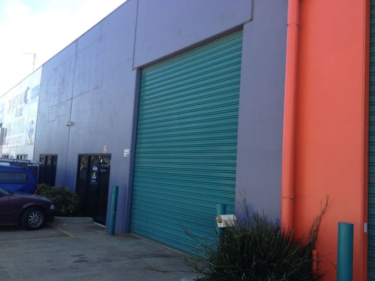 Click to view all images 2/86-88 High Street Melton VIC 3337 - Image 1