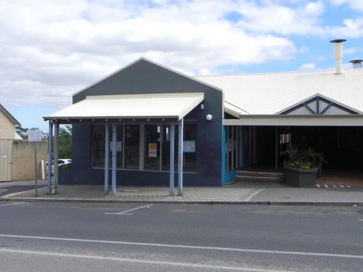 Click to view all images Shop 7, 14-16 Mead Street Kalamunda WA 6076 - Image 1