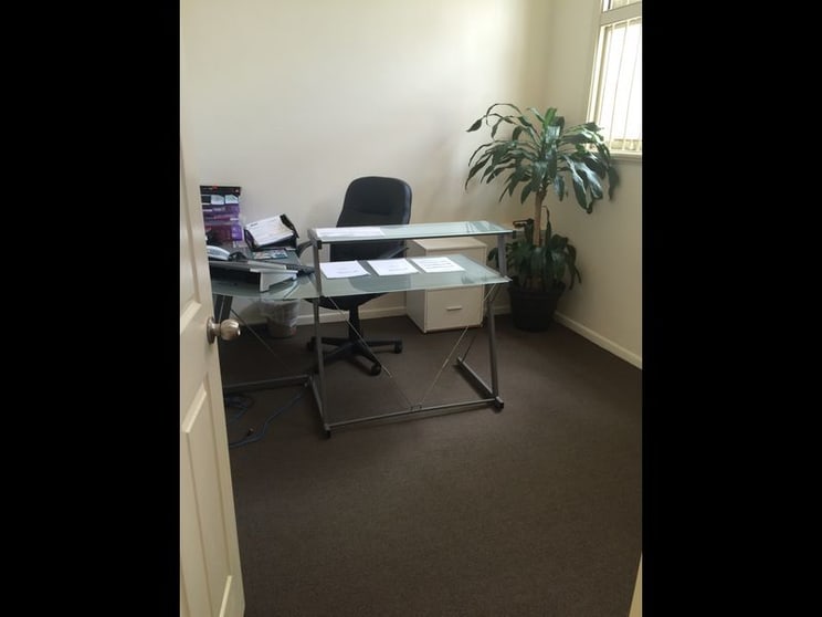 Click to view all images Rooms/14 Bowen Street Toowoomba City QLD 4350 - Image 2