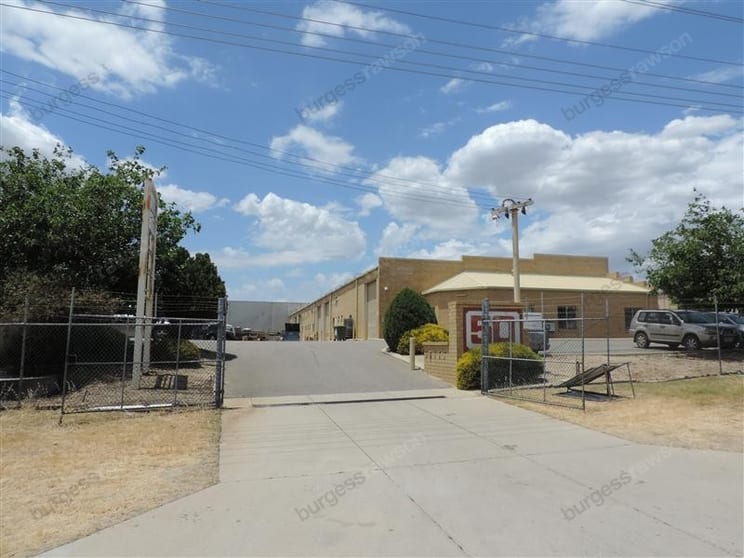 Click to view all images 50 Attwell Street Landsdale WA 6065 - Image 1
