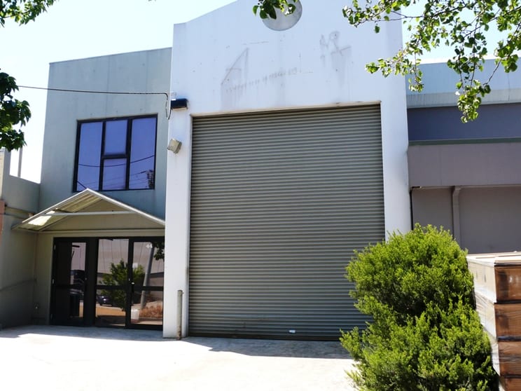 Click to view all images 44 Vernon Avenue Heidelberg West VIC 3081 - Image 1