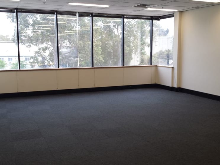 Click to view all images Lidcombe NSW 2141 - Image 2